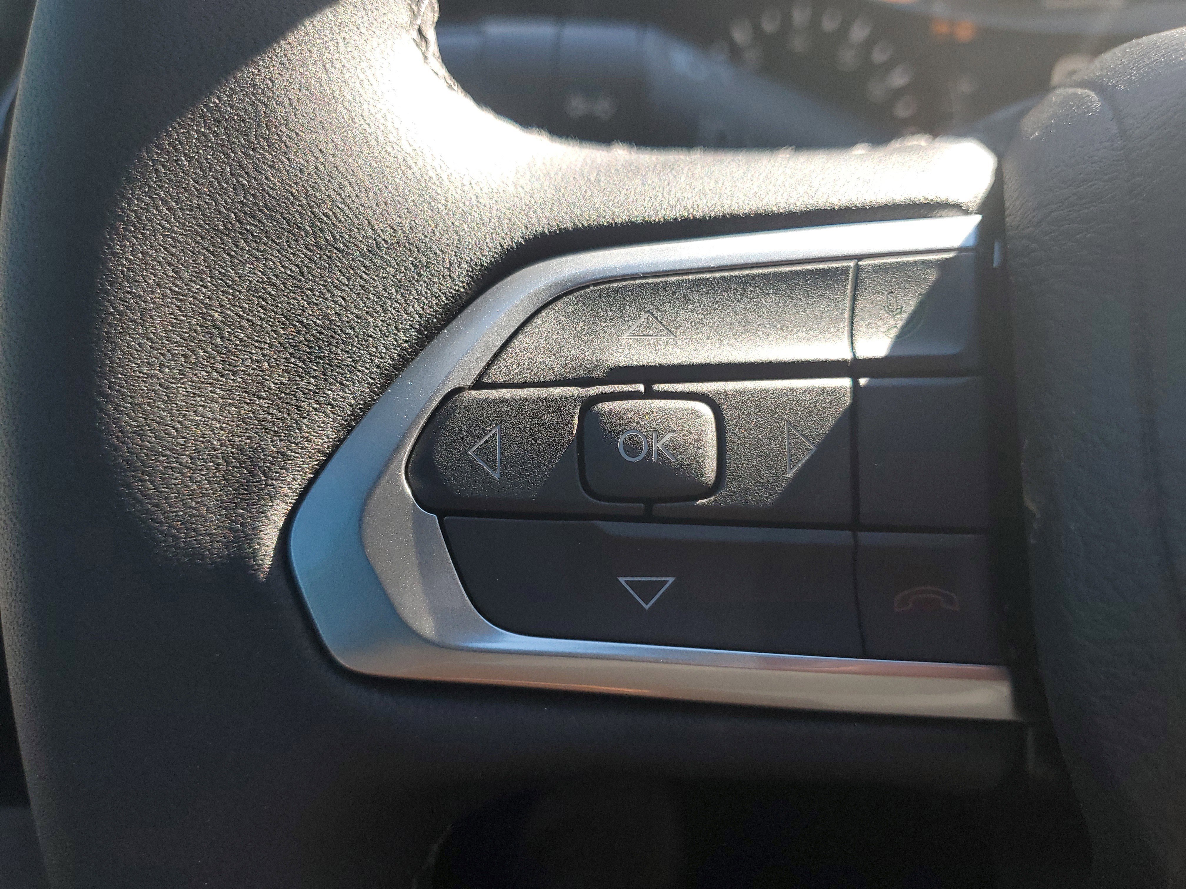 New 2026 Jeep Compass Latitude image 13