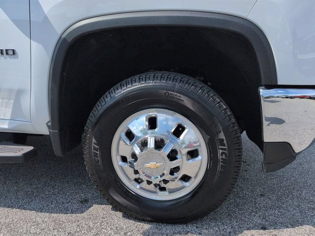Used 2025 Chevrolet Silverado 3500 LTZ w/ LTZ Convenience Package AWD/4WD image 12