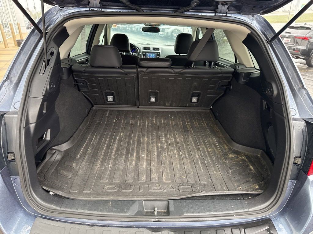 Used 2018 Subaru Outback 2.5i Limited w/ Popular Package #2 image 7