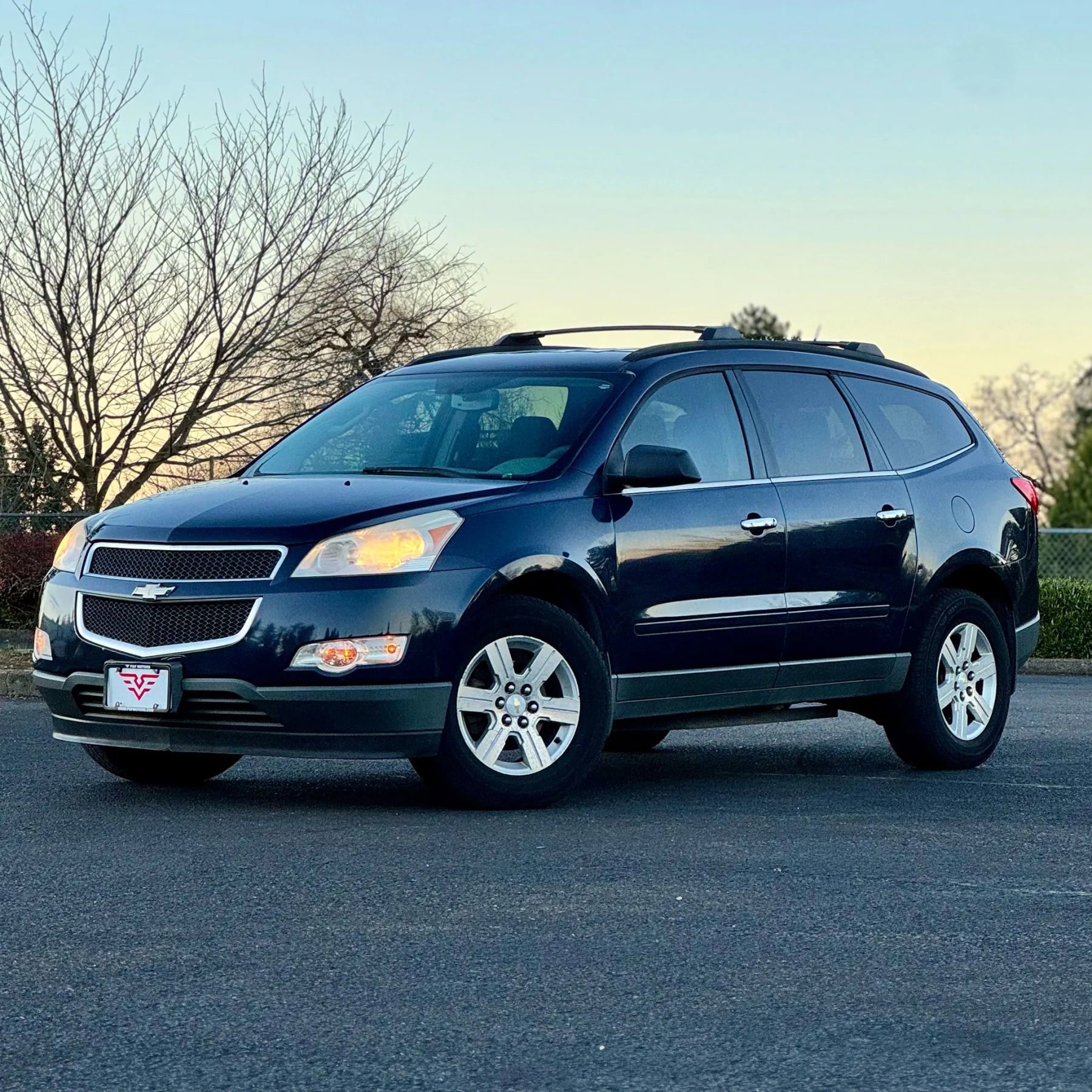 Used 2012 Chevrolet Traverse LT image 2