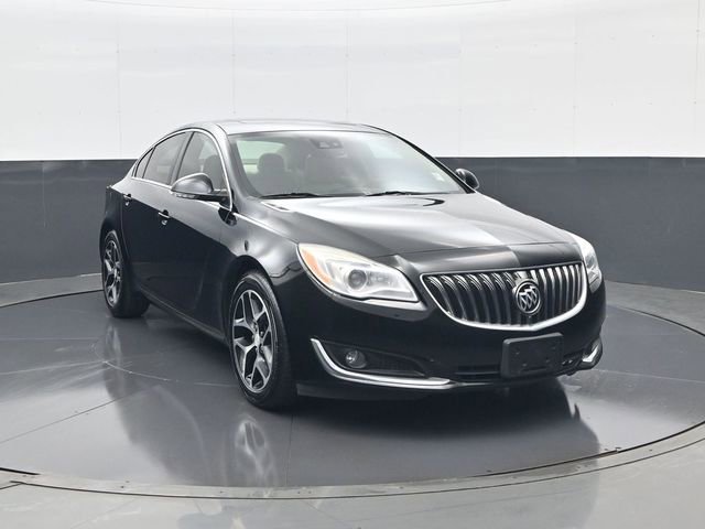 Used 2017 Buick Regal Premium w/ Driver Confidence Package #1 FWD image 3