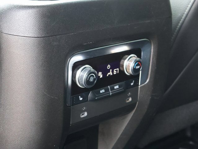Used 2022 GMC Yukon XL Denali AWD/4WD image 21
