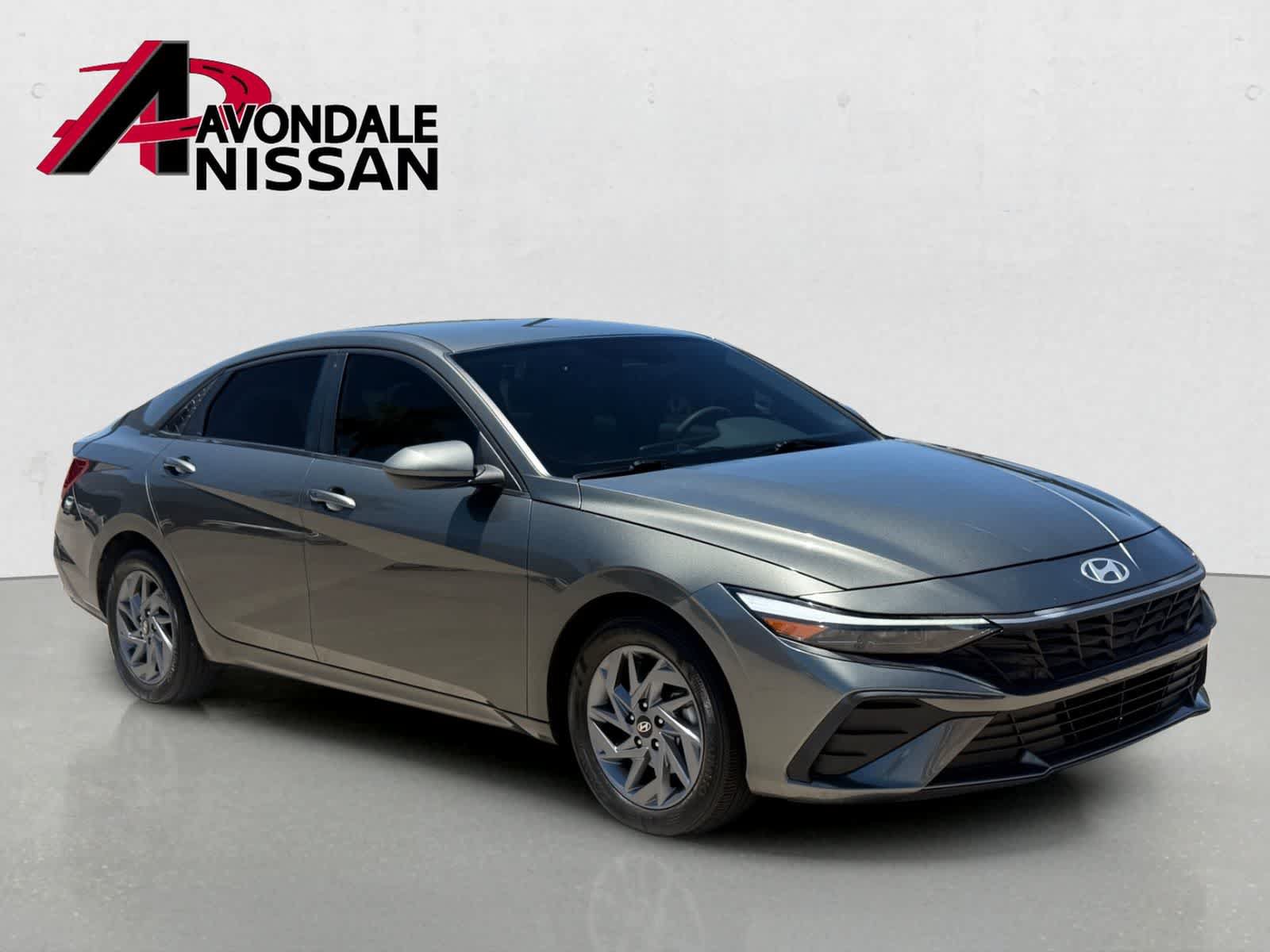 Used 2024 Hyundai Elantra SEL FWD image 8
