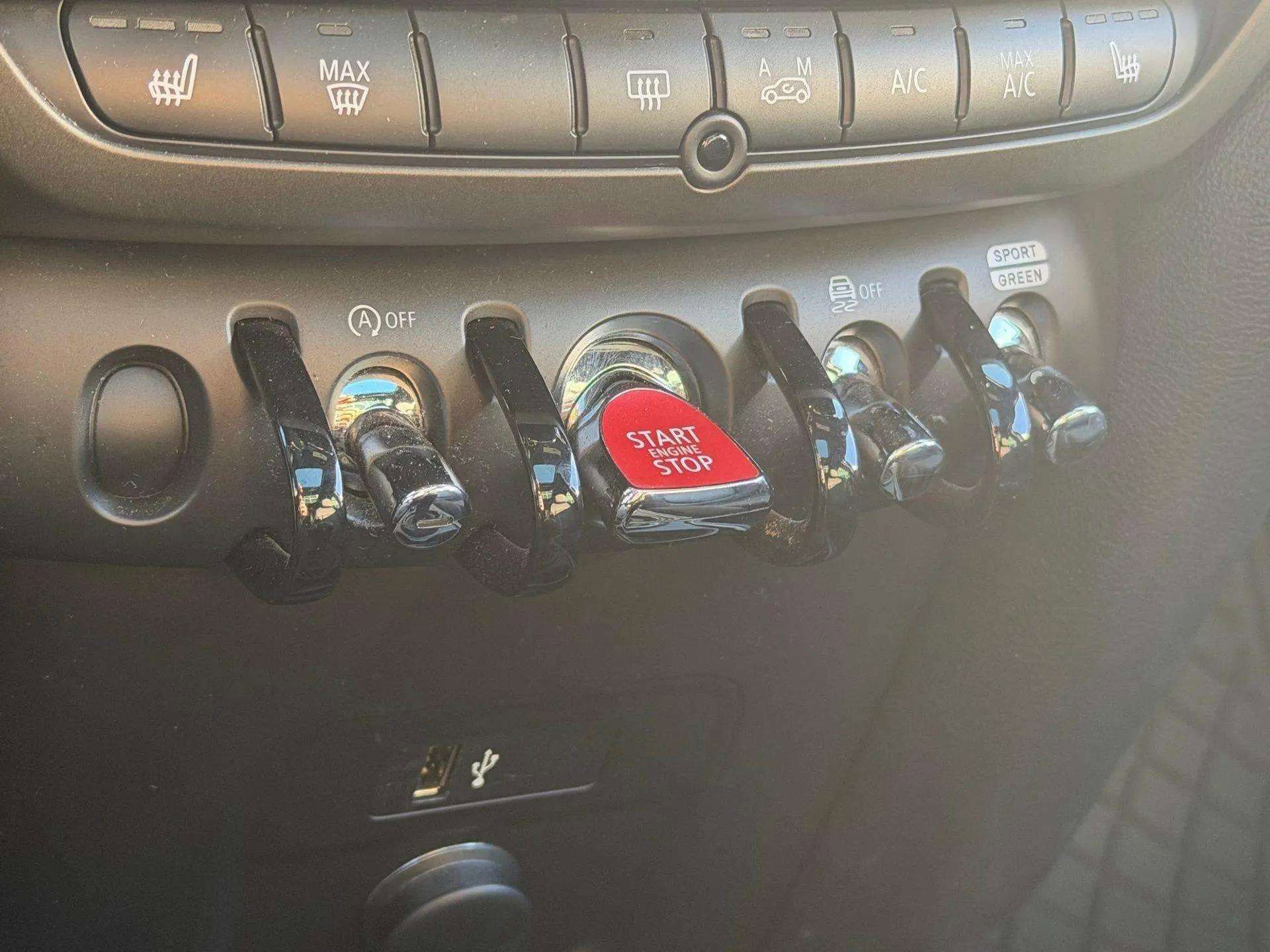 Used 2022 MINI Cooper Countryman S w/ Boardwalk Edition image 43