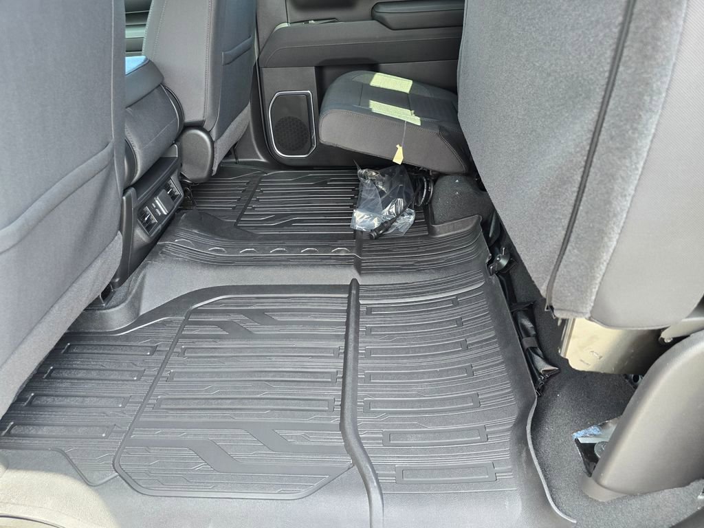 New 2026 GMC Sierra 3500 SLE w/ SLE Value Package image 11