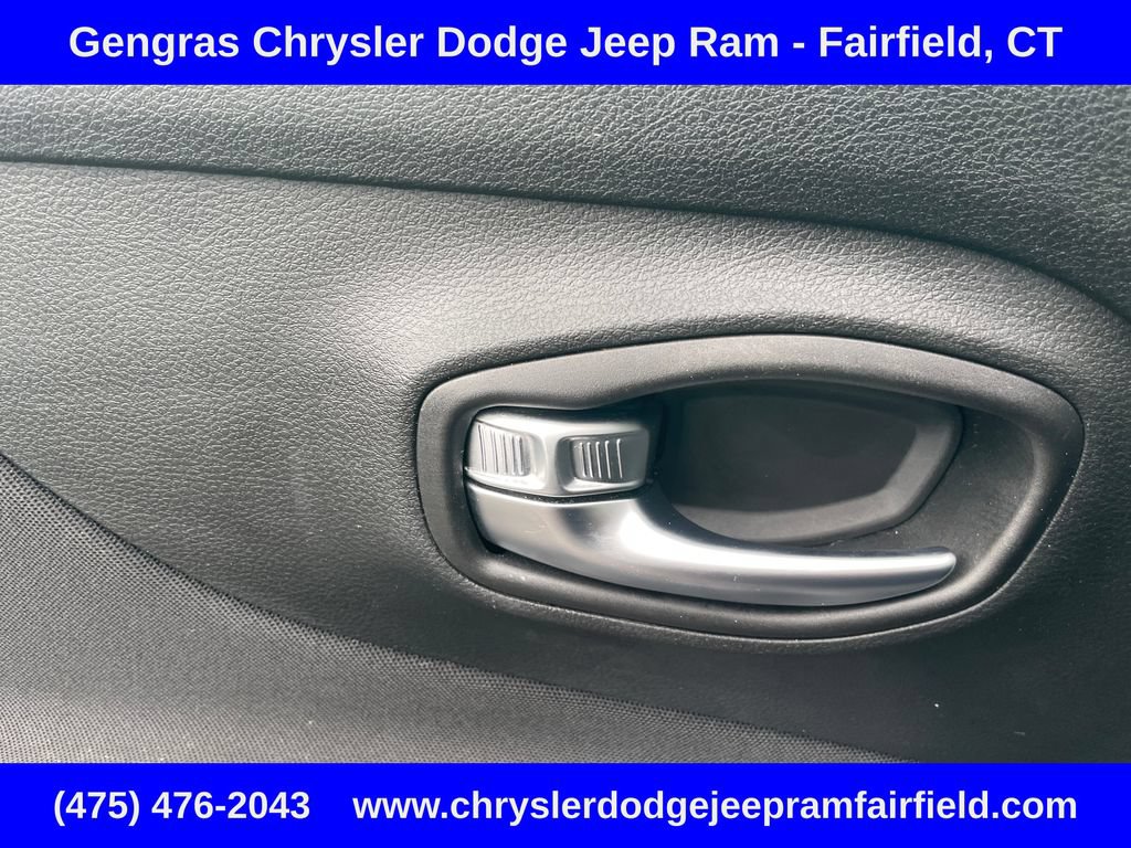Certified 2021 Jeep Renegade Latitude AWD/4WD image 41