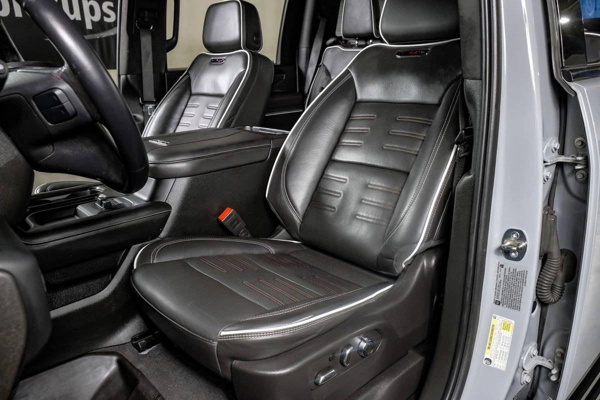 Used 2024 GMC Sierra 2500 AT4X image 28