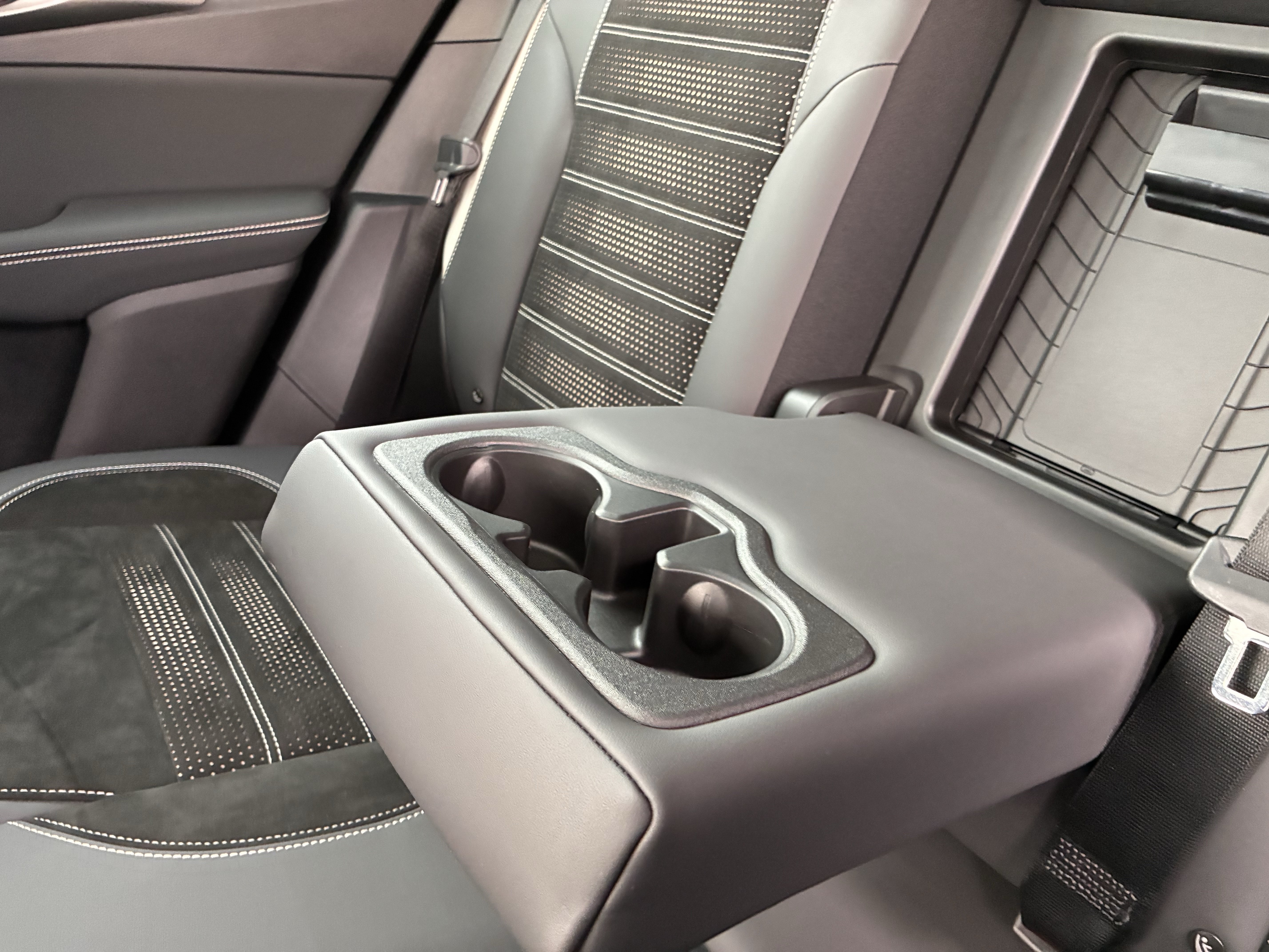 New 2026 Alfa Romeo Tonale AWD/4WD image 29