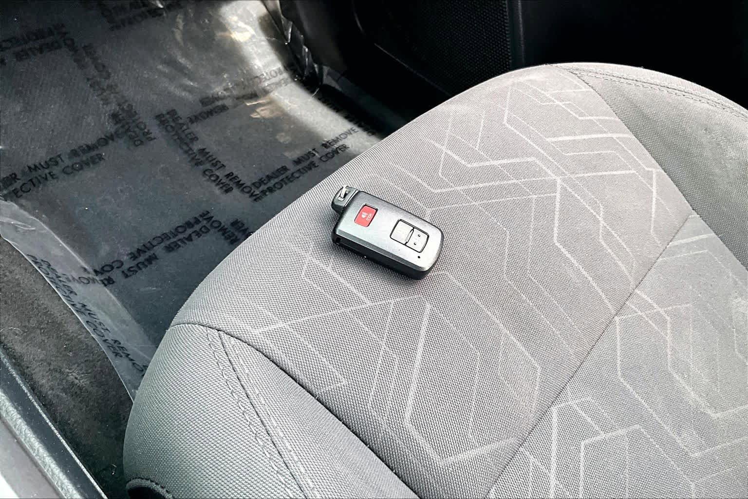 Used 2019 Toyota Tacoma TRD Off-Road AWD/4WD image 12