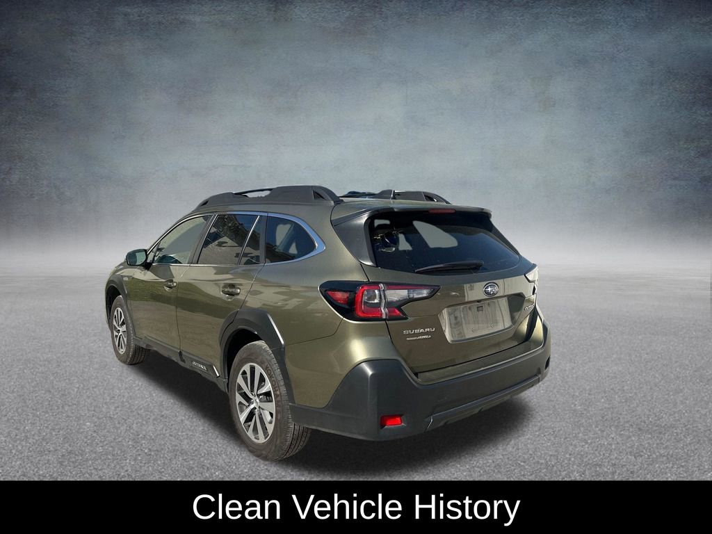 Used 2025 Subaru Outback Premium AWD/4WD image 3
