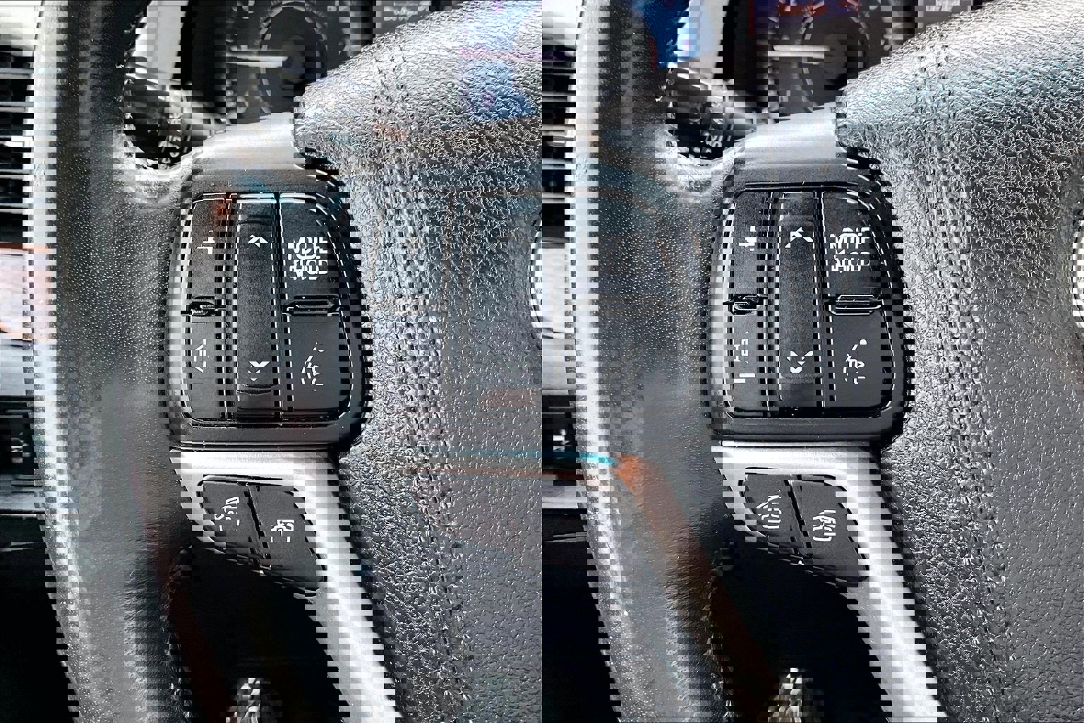 Used 2015 Toyota Sienna Limited Premium image 17