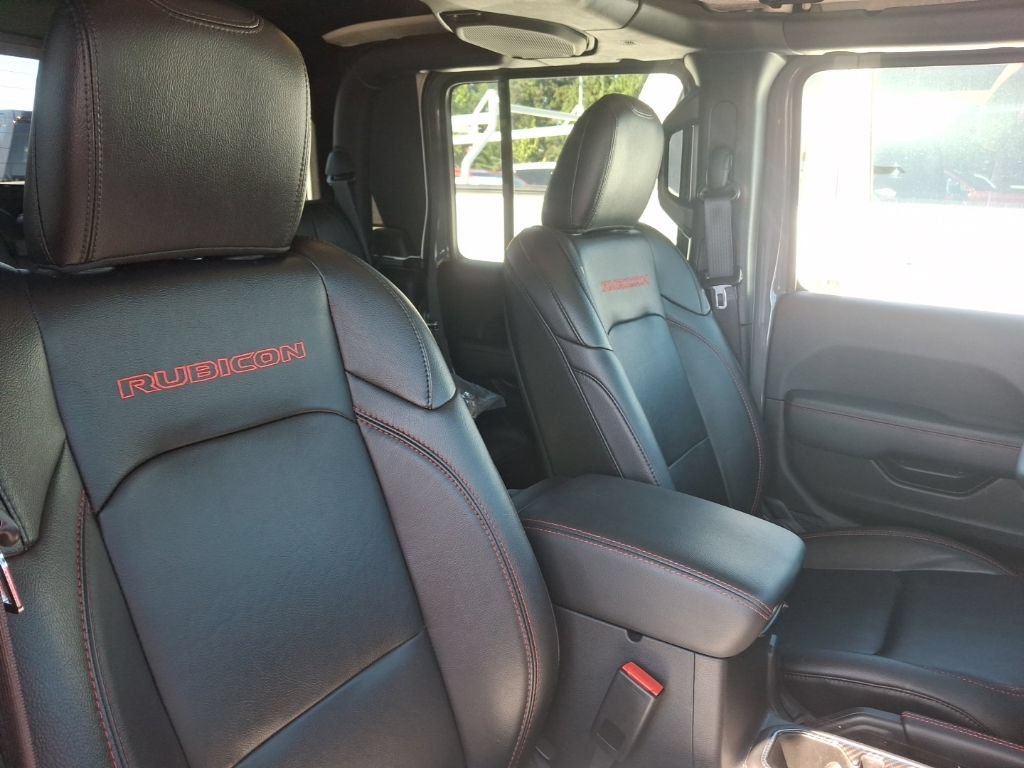 Used 2023 Jeep Gladiator Rubicon w/ LED Lighting Group AWD/4WD image 15