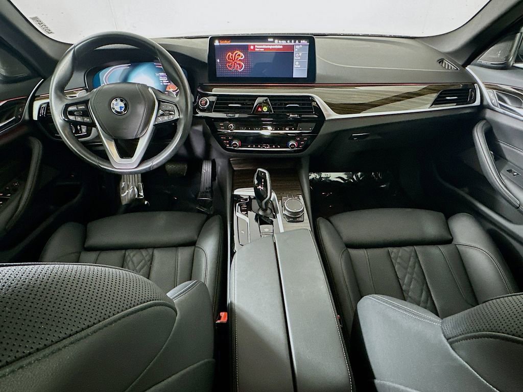 Used 2023 BMW 540i w/ Premium Package image 16