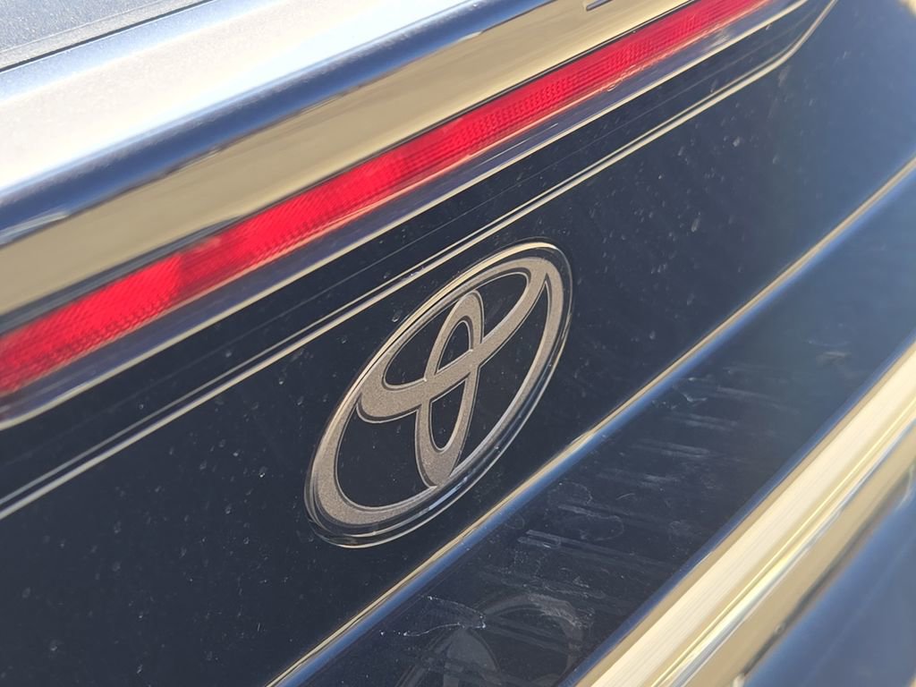 New 2026 Toyota Prius Plug-In Hybrid image 7