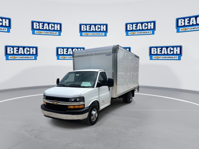 New 2026 Chevrolet Express 4500 w/ Power Convenience Package RWD image 4