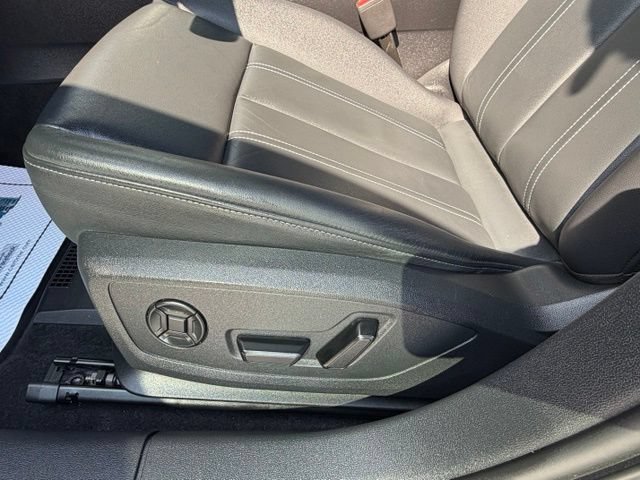 Used 2024 Audi A3 2.0T Premium Plus AWD/4WD image 30