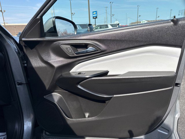 Used 2026 Chevrolet Trax LT w/ Driver Confidence Package image 30