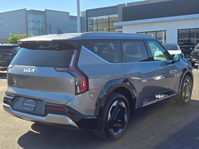 Certified 2024 Kia EV9 Land AWD/4WD image 6
