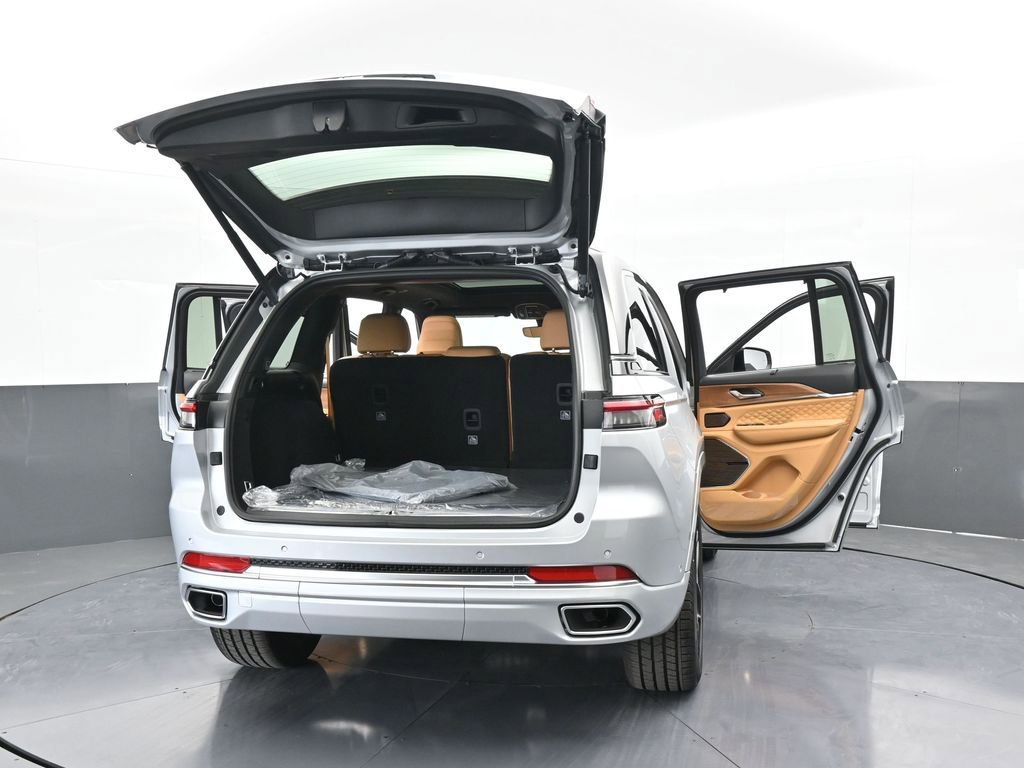 New 2025 Jeep Grand Cherokee Summit image 85