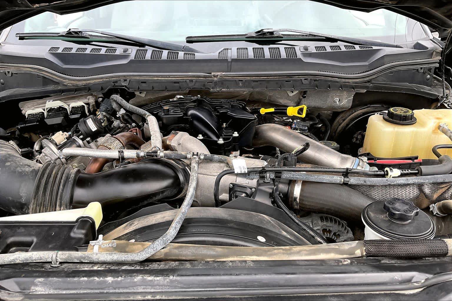 Certified 2019 Ford F250 XL w/ STX Appearance Package AWD/4WD image 28