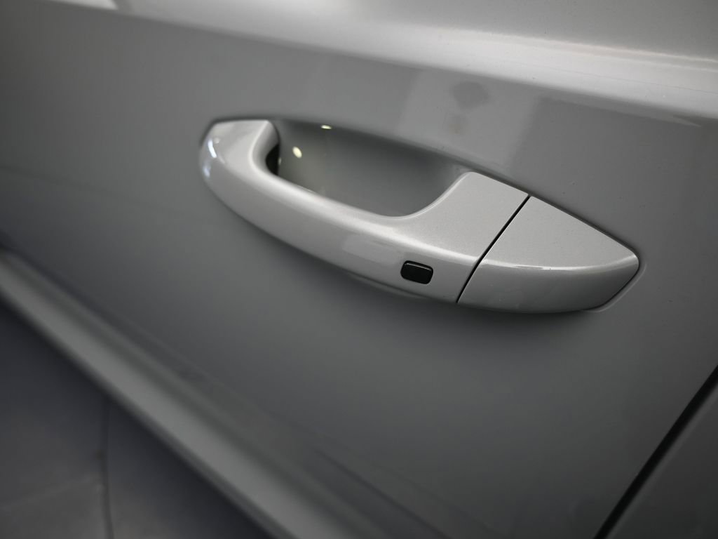 Used 2022 Kia Stinger GT-Line w/ Sun & Sound Package image 36