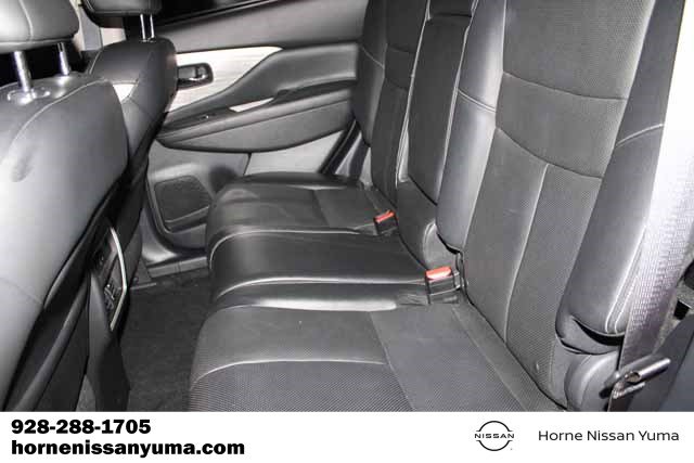 Used 2017 Nissan Murano SL image 5