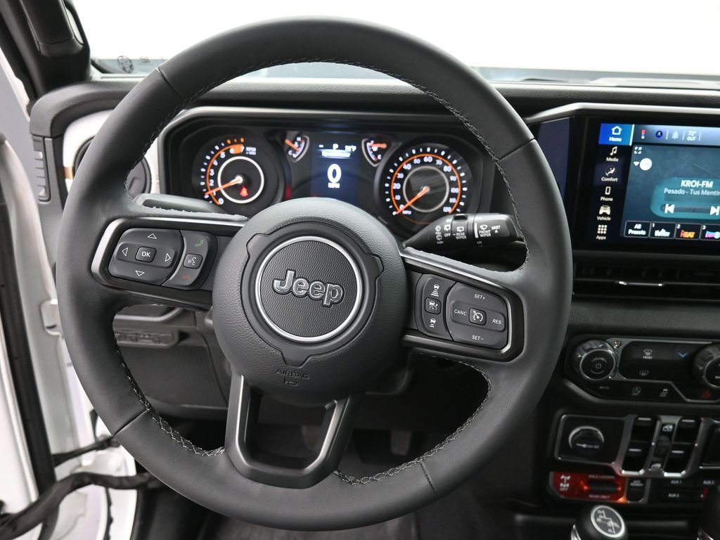 Used 2025 Jeep Wrangler Unlimited Sport AWD/4WD image 7