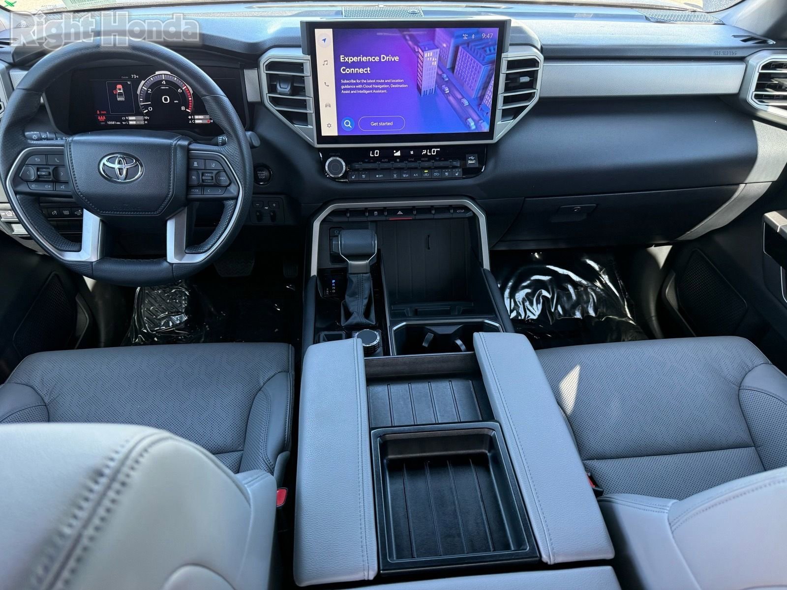 Used 2025 Toyota Tundra Limited AWD/4WD image 27