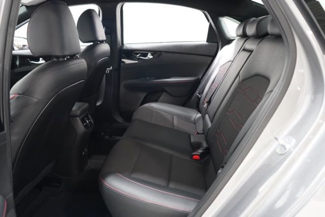 Used 2023 Kia Forte GT image 33