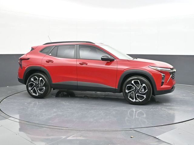 New 2026 Chevrolet Trax RS w/ Sunroof Package image 17