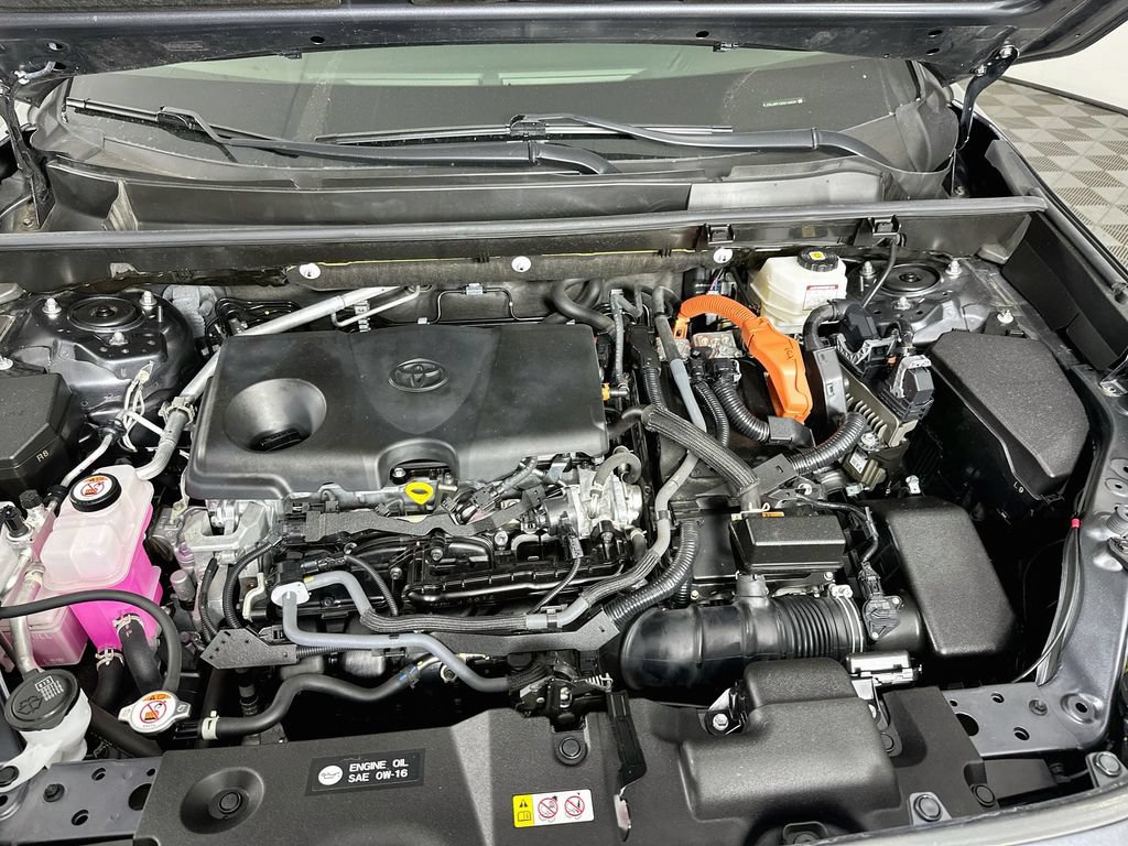 Used 2022 Toyota RAV4 LE AWD/4WD image 30
