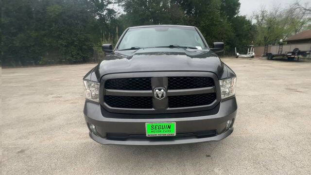 Used 2017 RAM 1500 Express AWD/4WD image 3