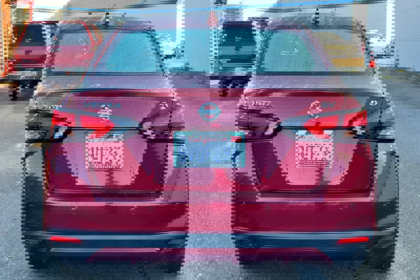 Used 2020 Nissan Versa SV image 5