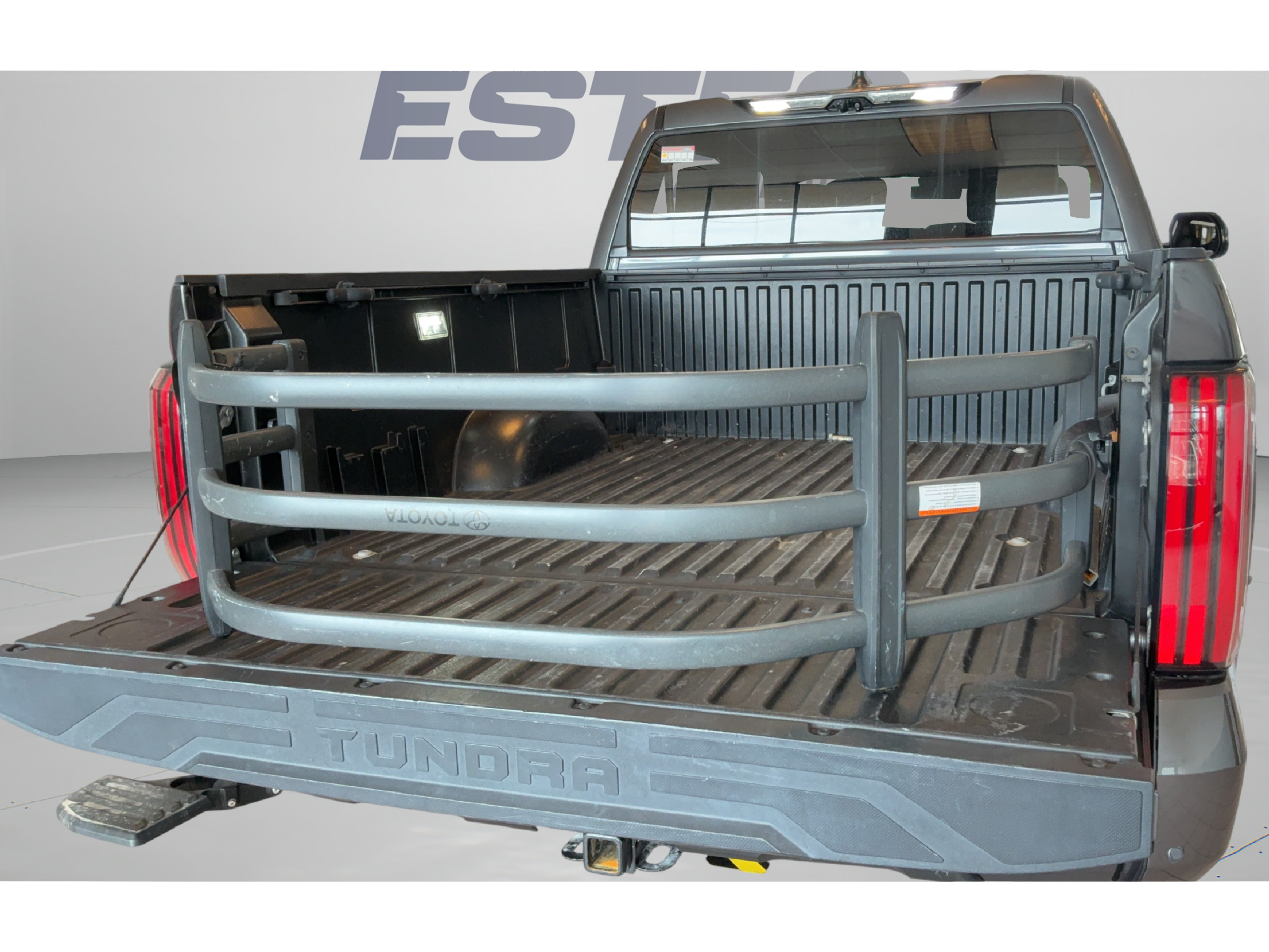 Used 2024 Toyota Tundra Platinum AWD/4WD image 37