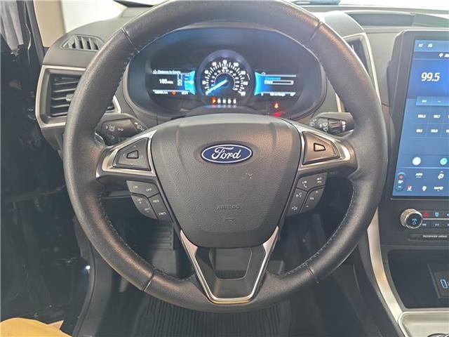 Certified 2024 Ford Edge SEL w/ Convenience Package AWD/4WD image 12
