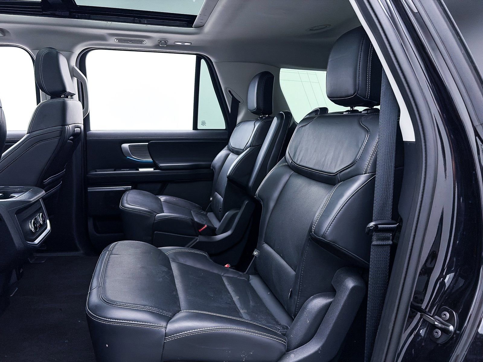 Used 2025 Ford Expedition Max Platinum image 56