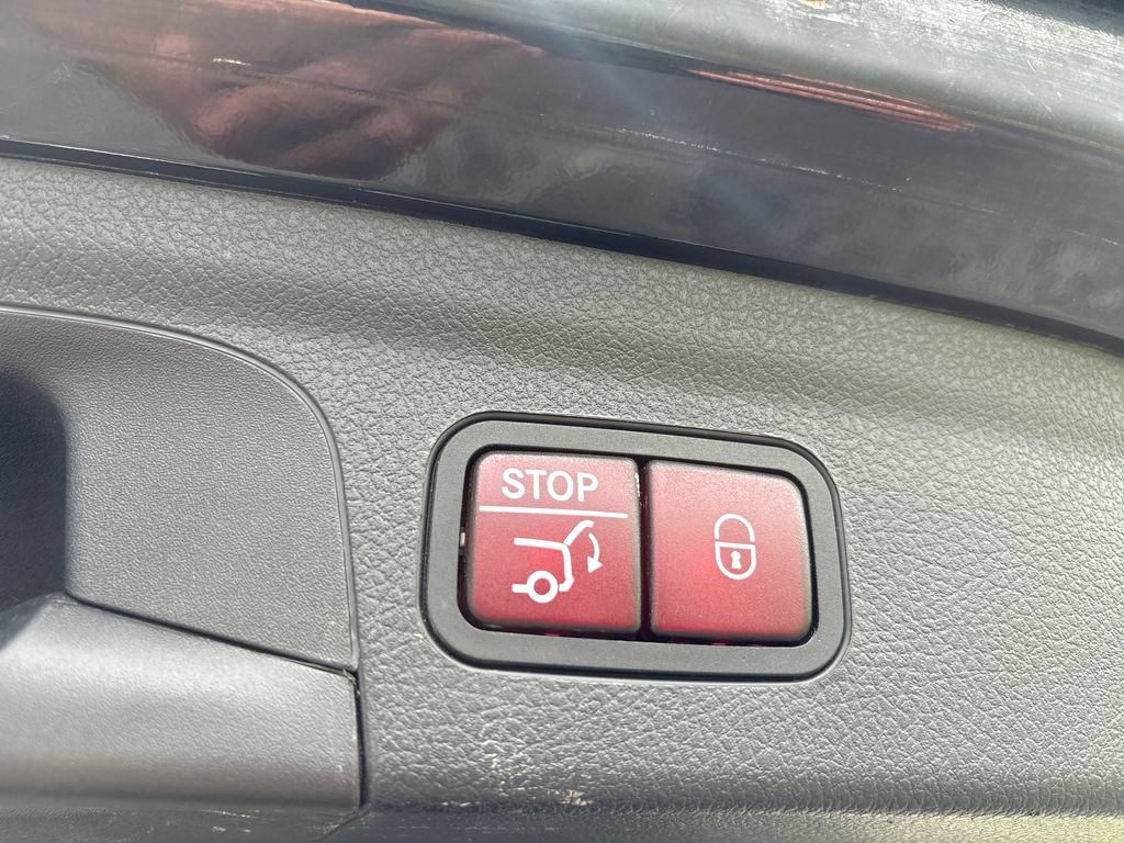 Used 2024 Mercedes-Benz GLE 450 4MATIC image 56