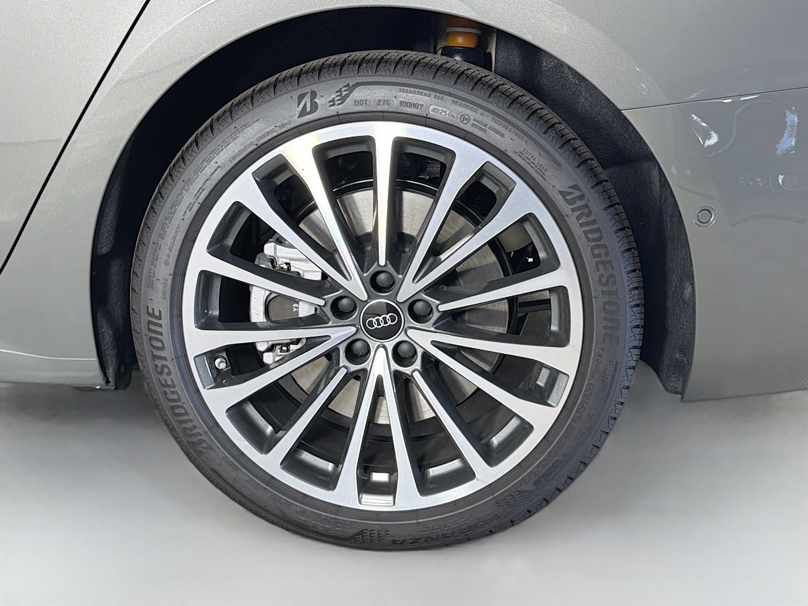 New 2026 Audi A6 Premium Plus AWD/4WD image 31