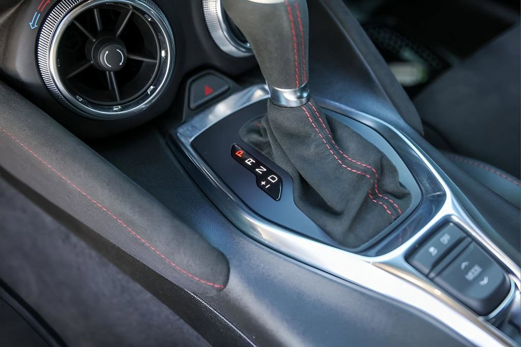 Used 2021 Chevrolet Camaro ZL1 image 18