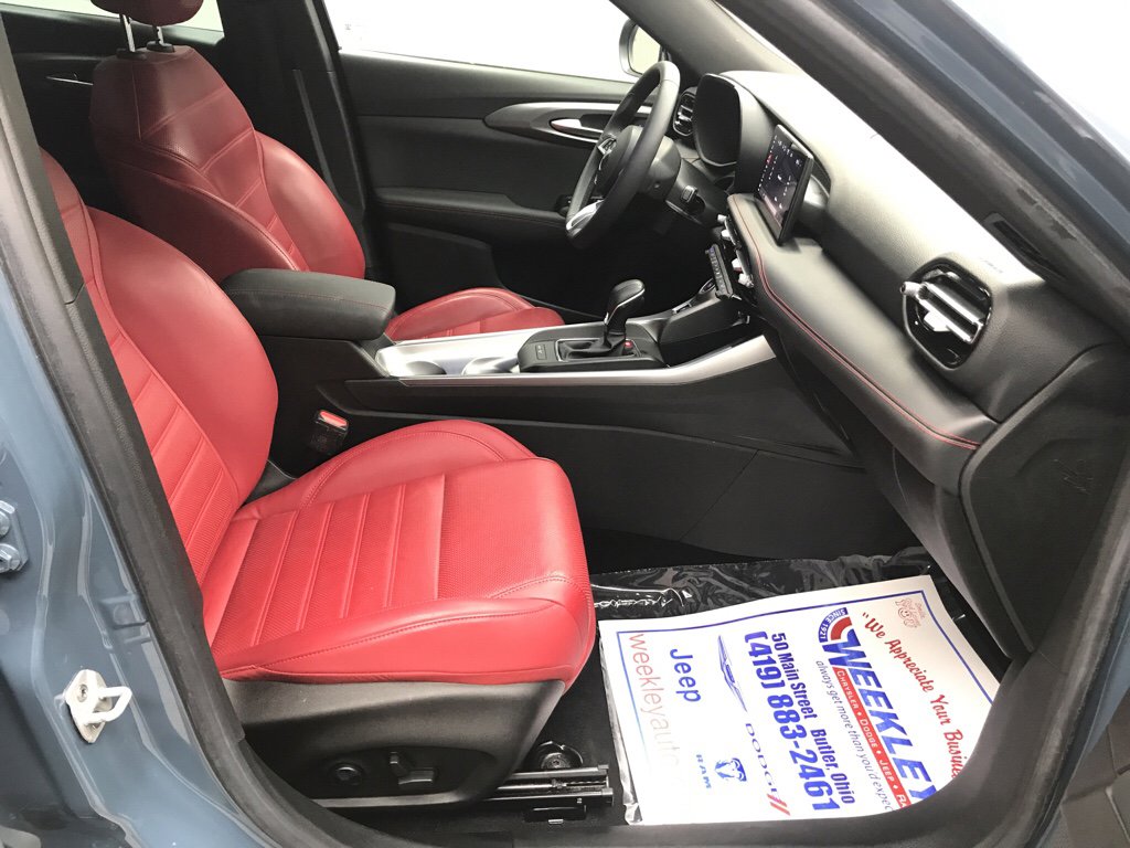 Used 2023 Dodge Hornet GT Plus w/ GT Blacktop Package image 18