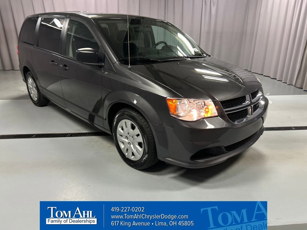 Used 2018 Dodge Grand Caravan SE image 1