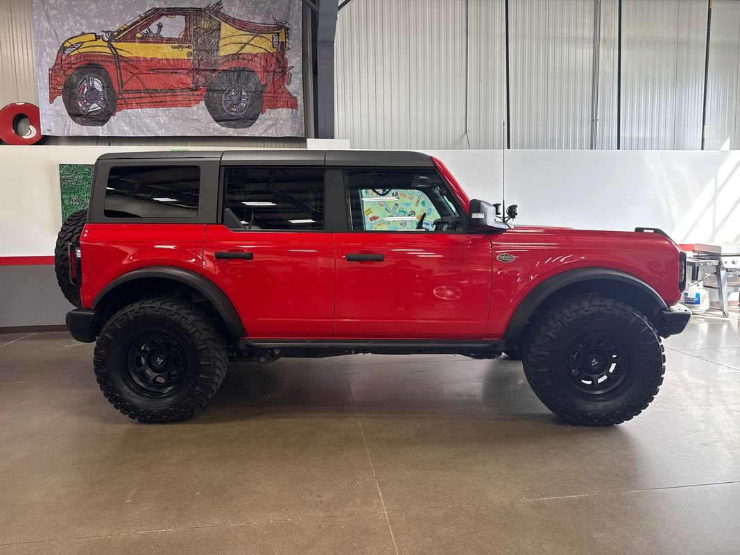 Used 2023 Ford Bronco Wildtrak image 20