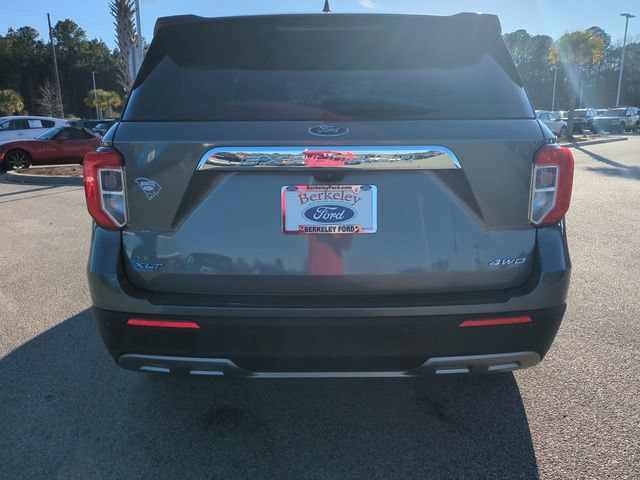 Used 2022 Ford Explorer XLT w/ Equipment Group 202A AWD/4WD image 5