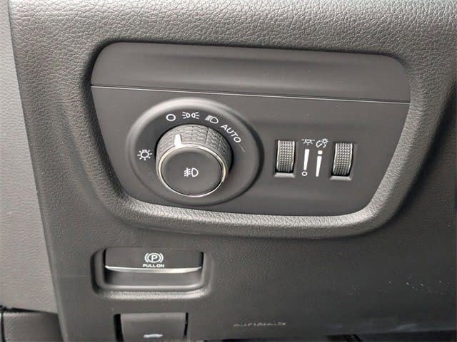 New 2026 Jeep Grand Cherokee Limited Reserve AWD/4WD image 17