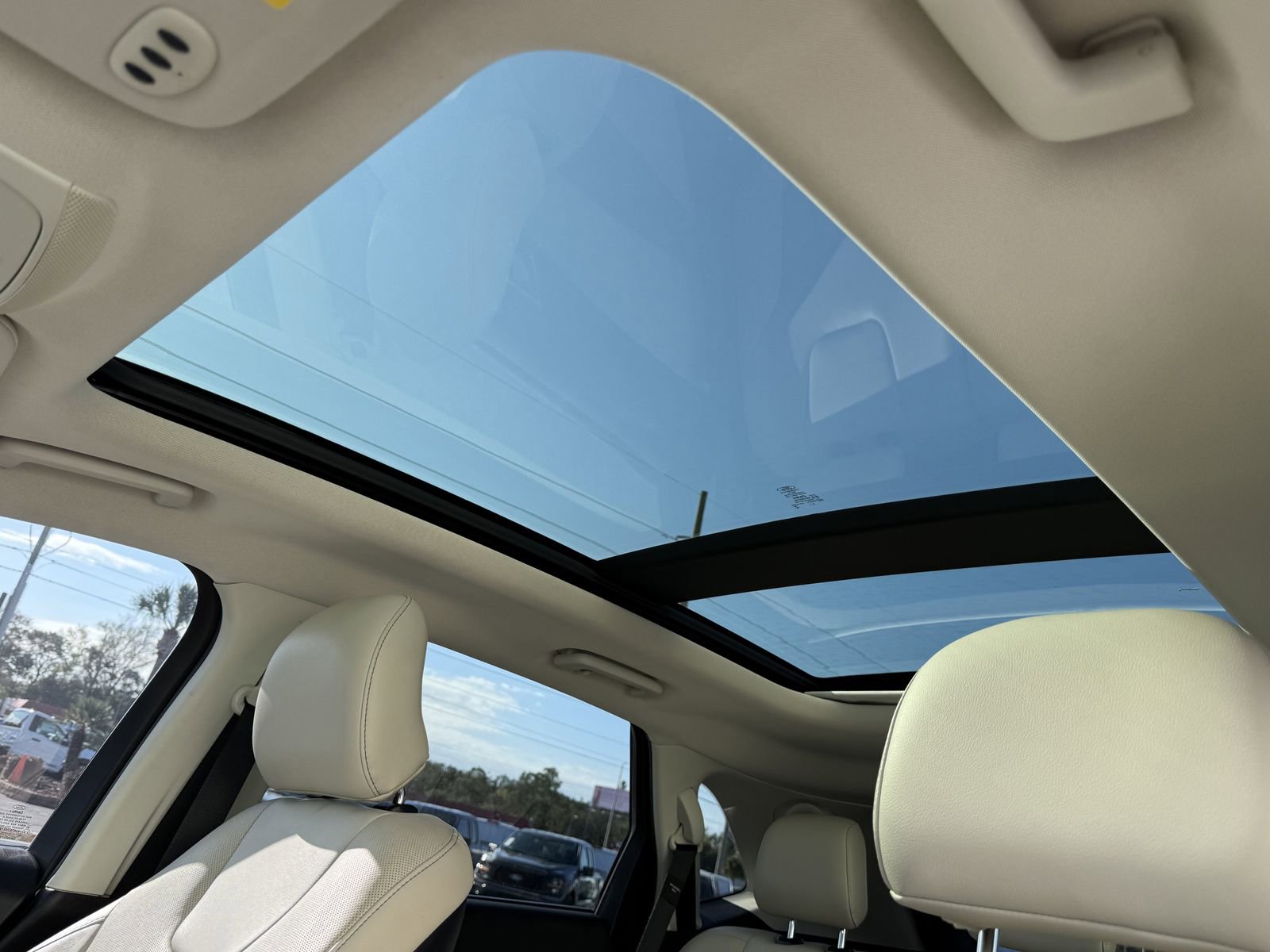 Used 2017 Ford Edge Titanium w/ Equipment Group 302A image 19