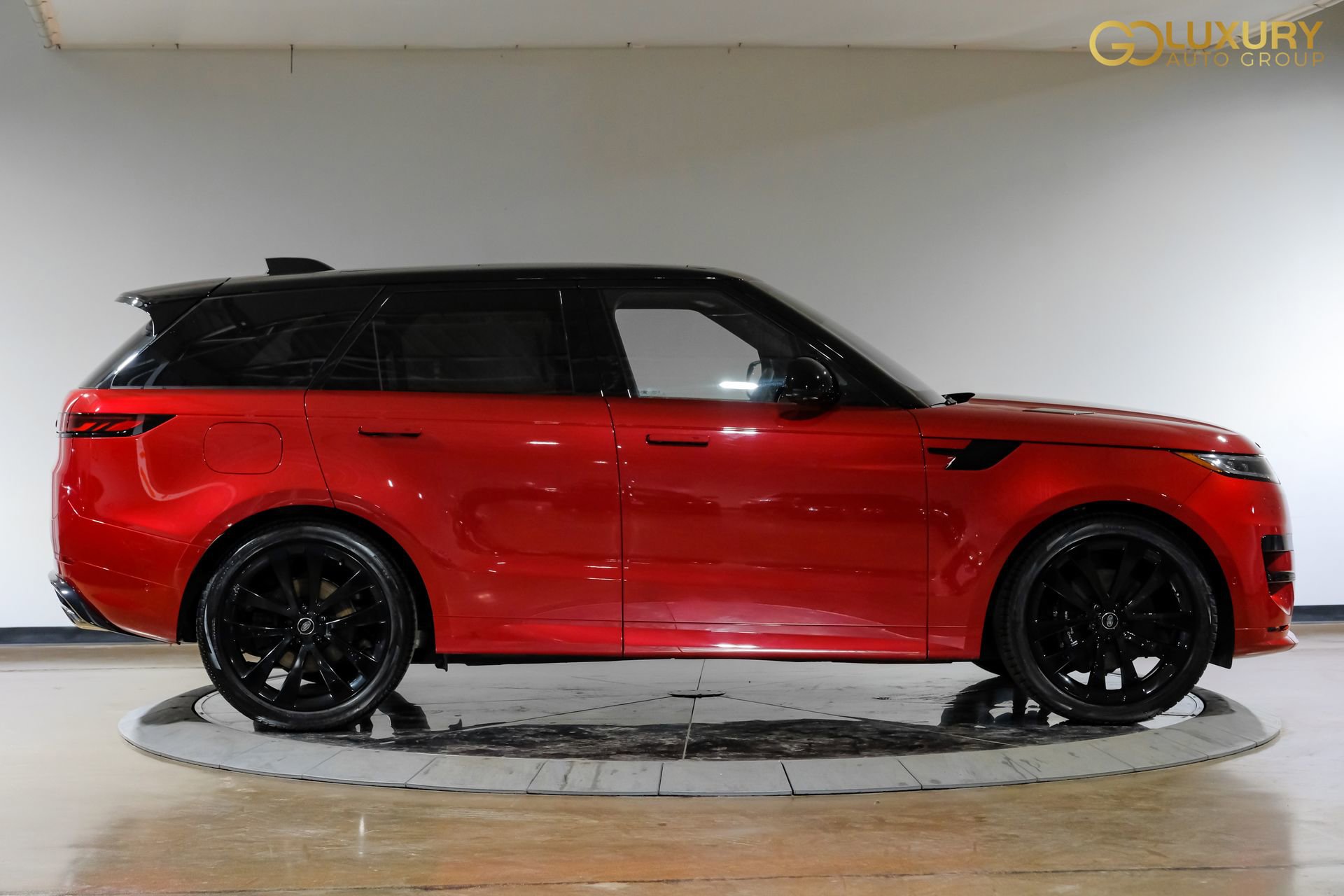 Used 2024 Land Rover Range Rover Sport Dynamic SE image 9