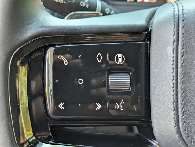 Used 2025 Land Rover Range Rover Velar Dynamic SE AWD/4WD image 13