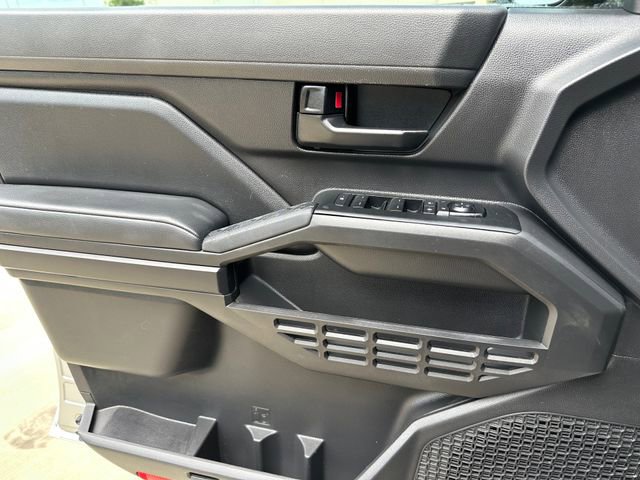 Used 2024 Toyota Tacoma SR image 23
