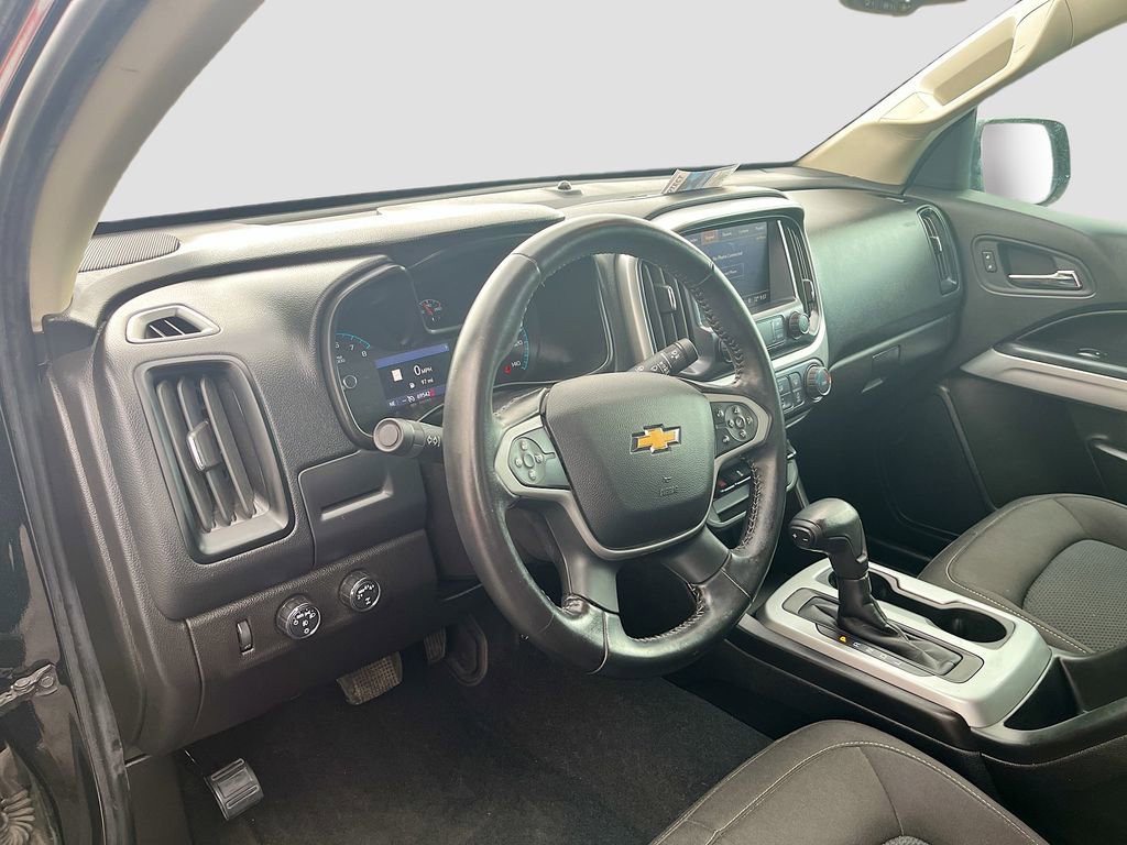Used 2021 Chevrolet Colorado LT w/ LT Convenience Package image 9