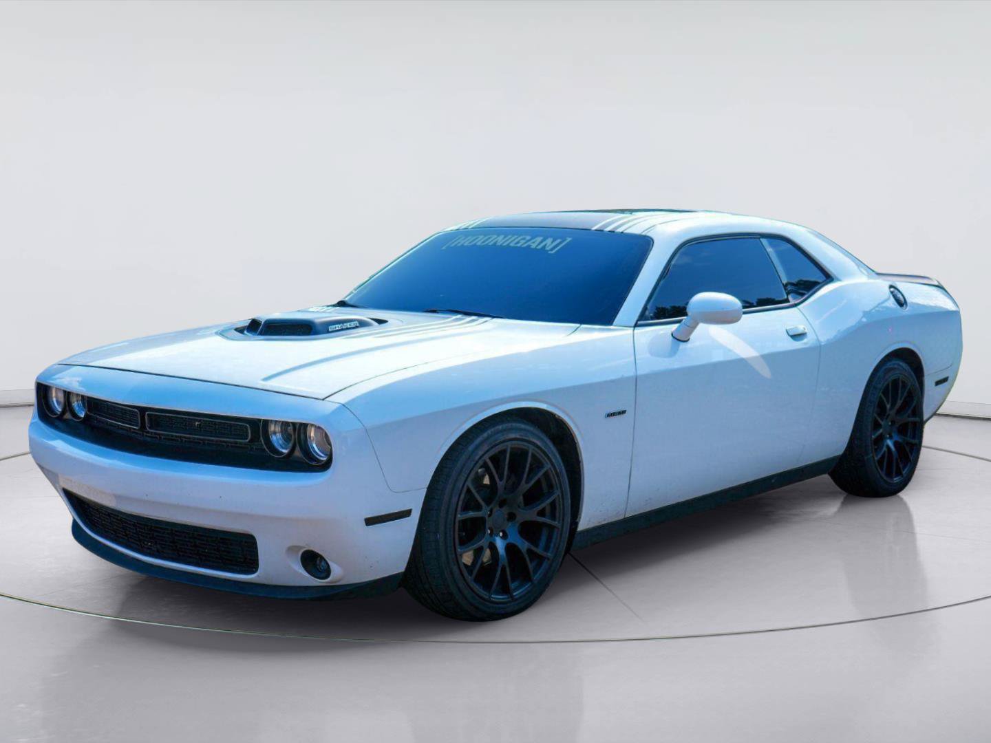 Used 2015 Dodge Challenger R/T Plus RWD image 2
